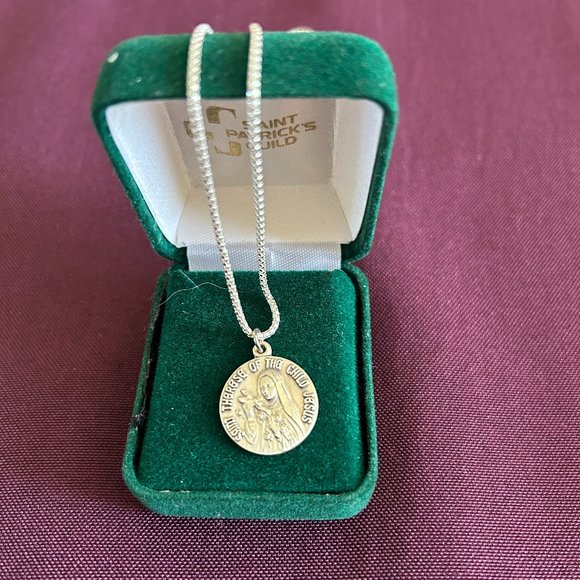 St. Therese of the Child Jesus Pendant Necklace - Picture 2 of 7